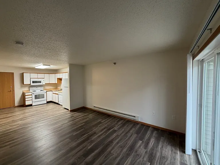 The Summers at Osgood Apartments — Photo 6
