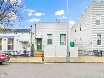 1623 George Street, Flushing, NY, 11385