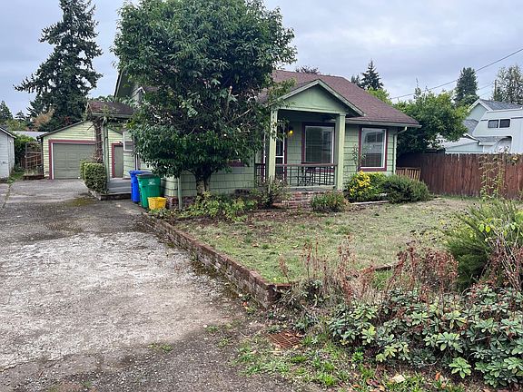 Off street parking in driveway