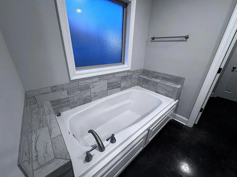 235 Chartleigh Cir — Photo 15
