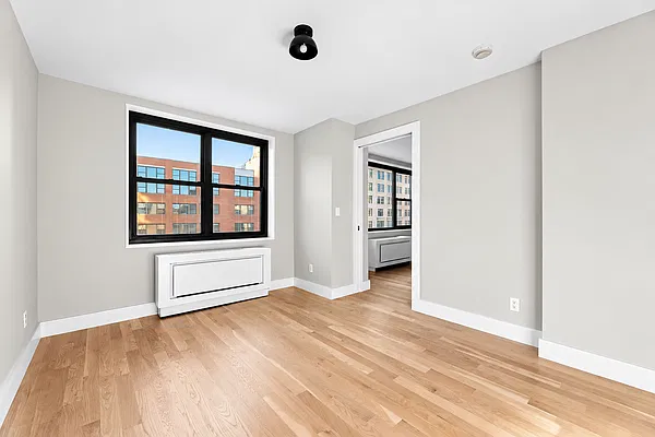 Living room, photo 1