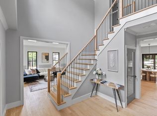 11 Avon Ln, Natick, MA 01760