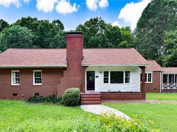 1012 Gregory St, Greensboro, NC 27403