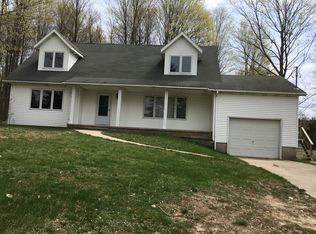 17248 180th Ave, Leroy, MI 49655