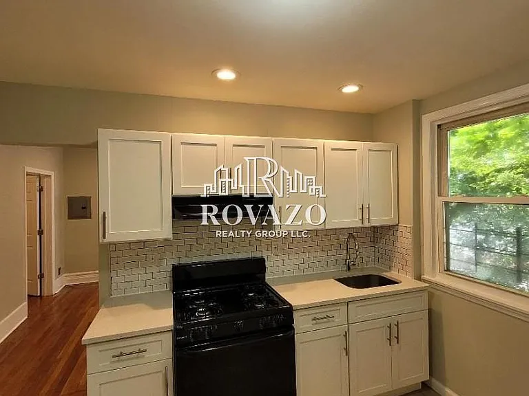 179 Myrtle Ave #3 — Photo 1