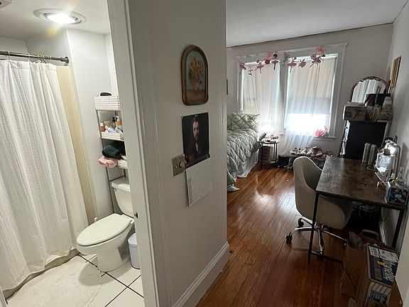 5th image of 12 Hammondswood Rd #2