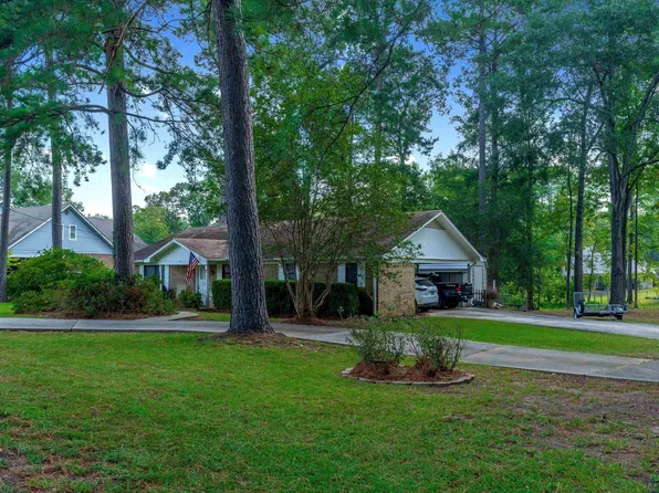 106 Quail Dr, Marshall, TX 75672