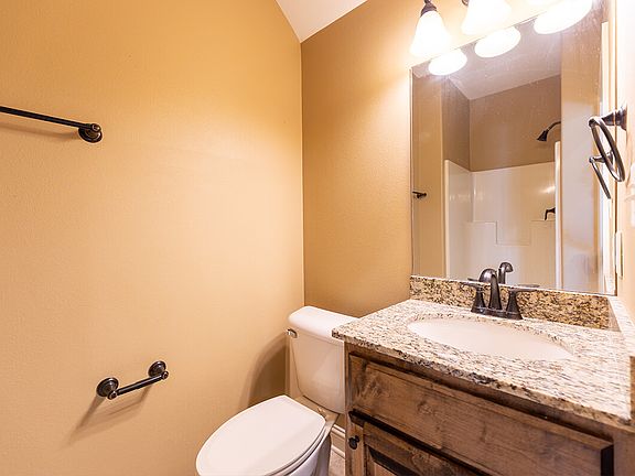 2703-ENTERPRISE-BLVD-Unit-G-bathroom2 - Copy_09032025