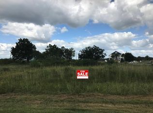 15600 Rue Dauphin, Biloxi, MS 39532