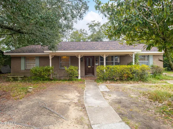 2313 Jones St, Gulfport, MS 39507