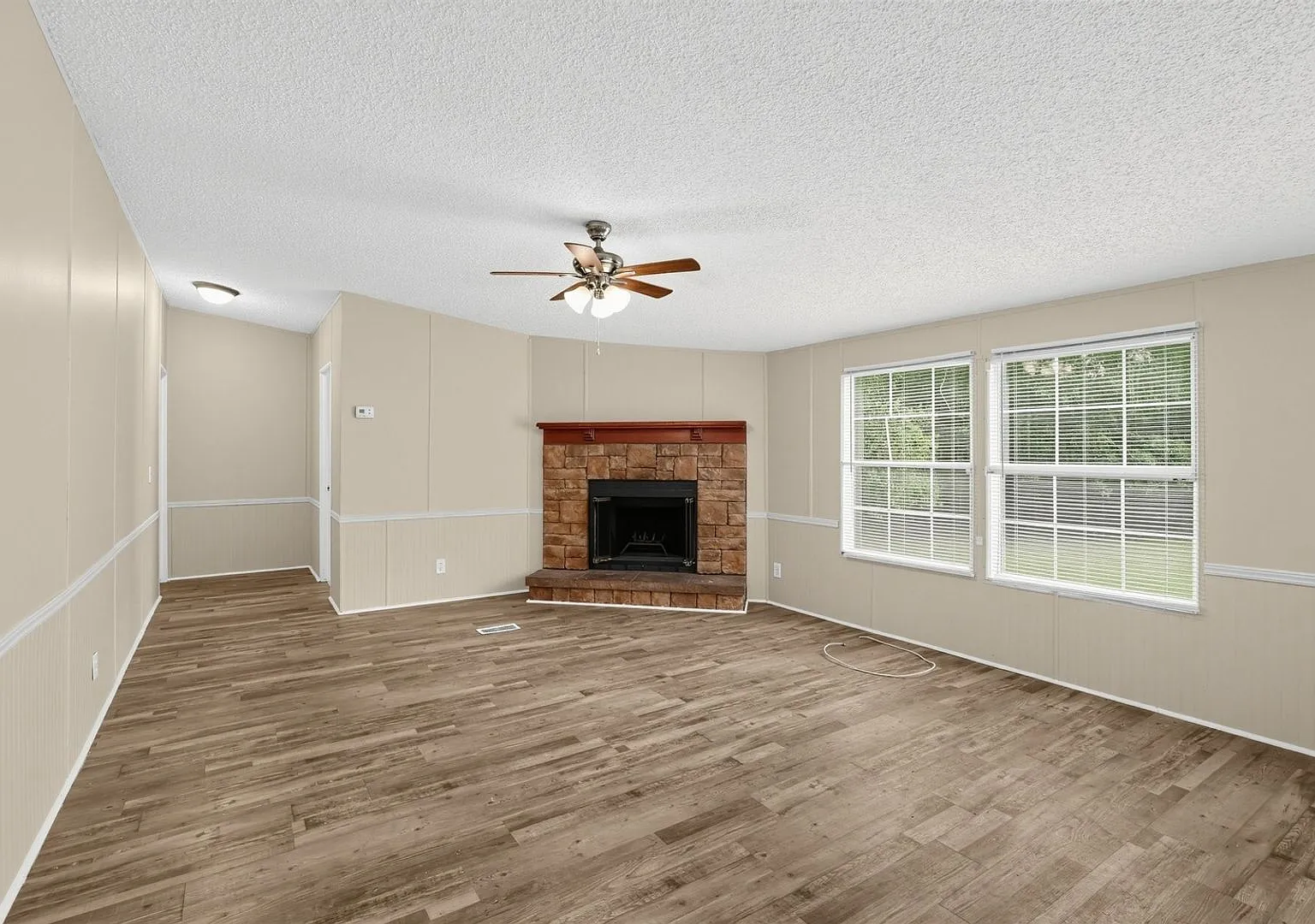 Spacious 5BR Duplex in Augusta — Photo 2