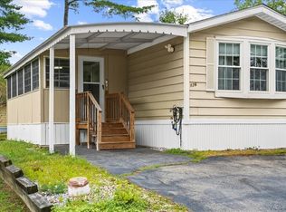 126 Pine Ave, Sturbridge, MA 01566