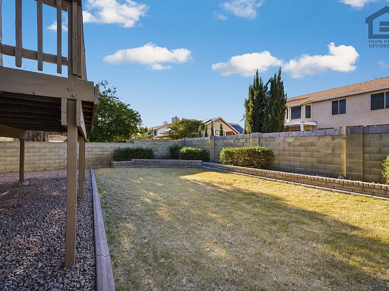 7202 W Corrine Dr — Photo 44