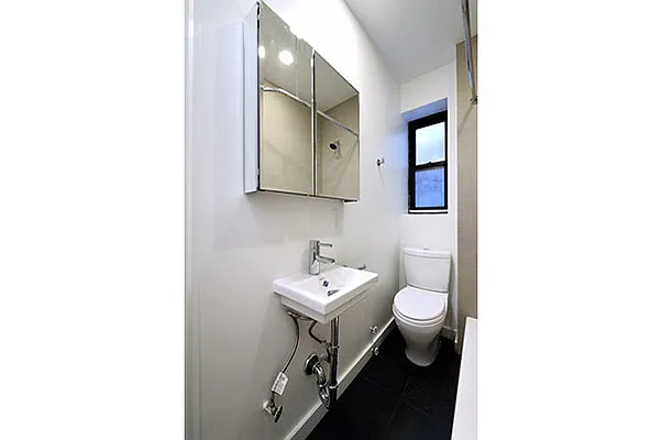 Rented by Aether Property Group | media 38