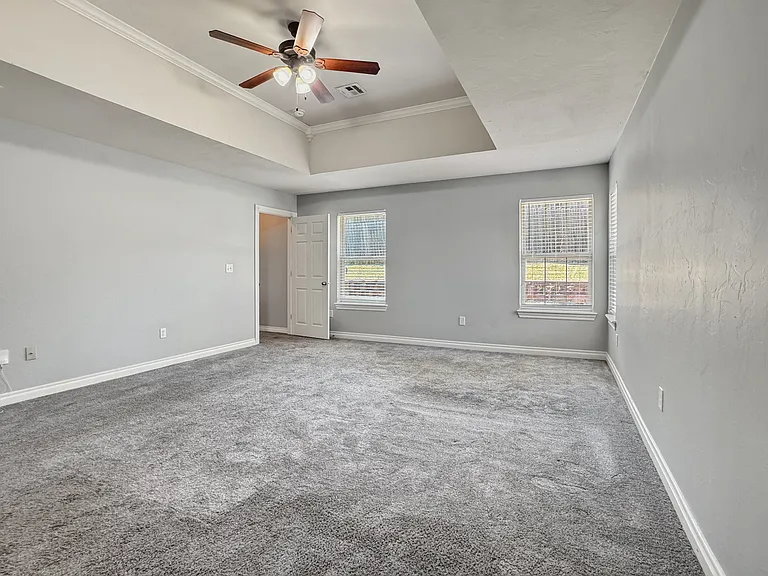 2912 Tara Ln — Photo 21