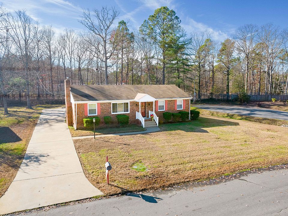 If you're looking for a clean, quiet, and professionally managed place to call home, we'd love to hear from you. Schedule your tour today!