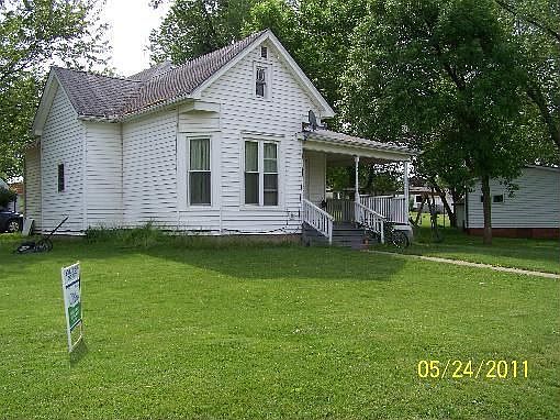 2nd image of 321 N East Ave