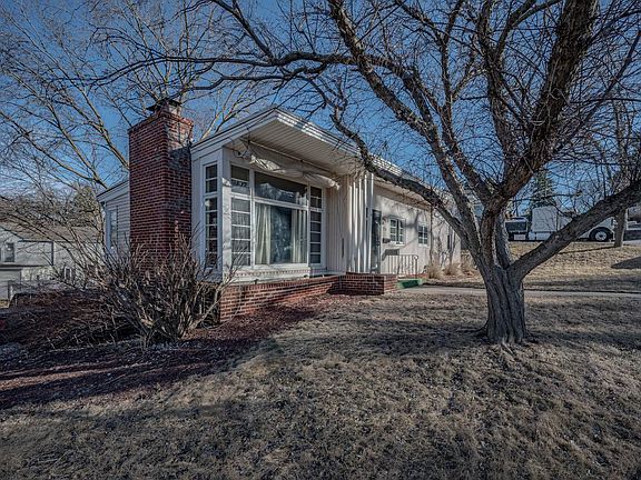 4th image of 96 Ridgeview Rd