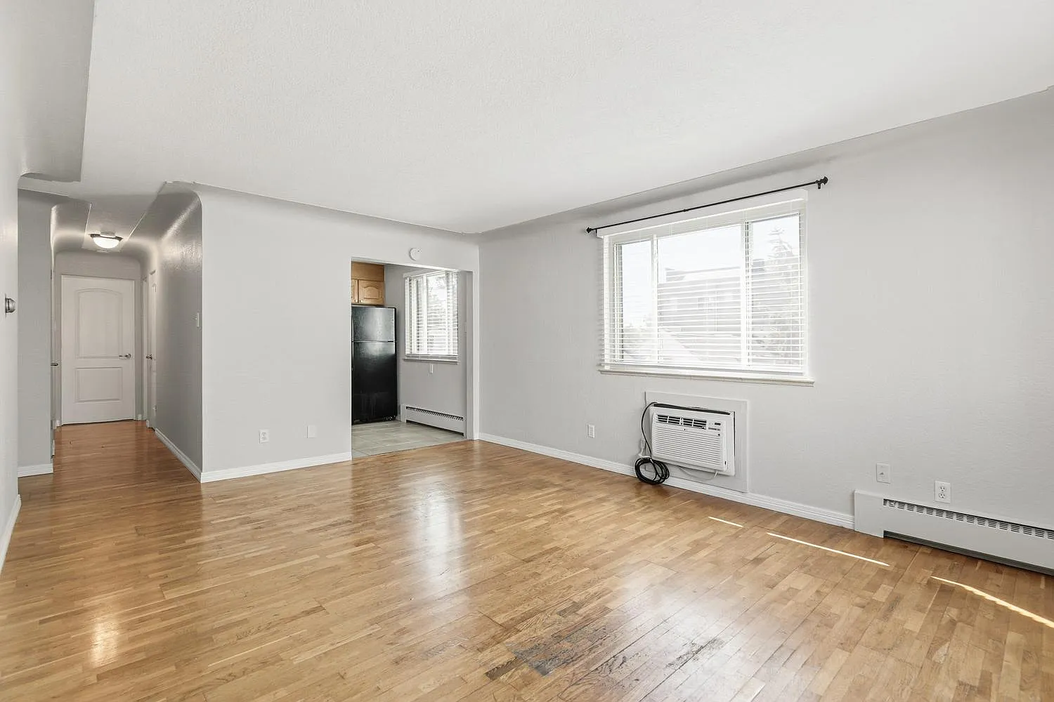 1 bed, 576 sqft, $1,150 — Photo 4