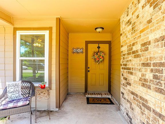 5th image of 1615 Vickery Dr