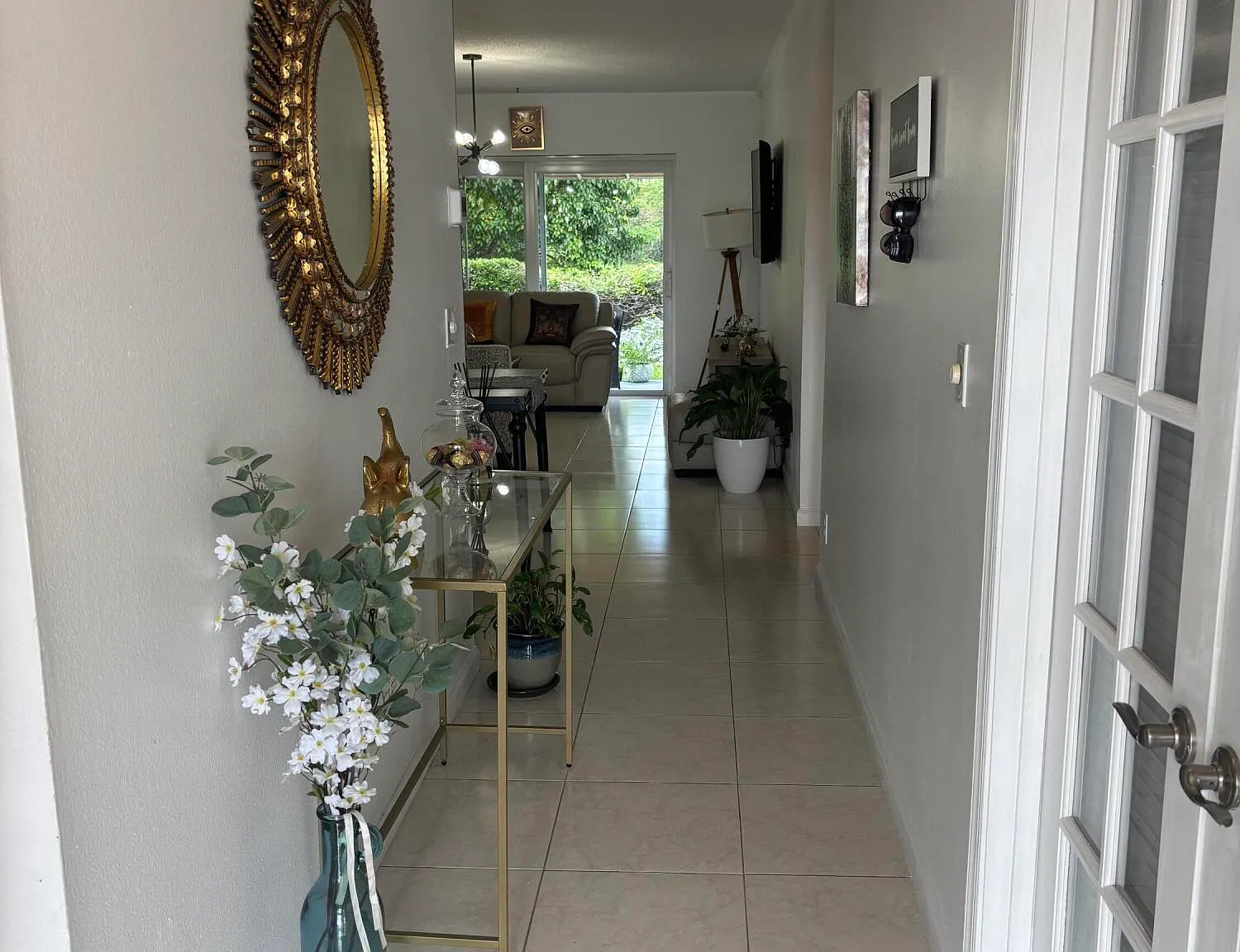 2 bed, 2.0 bath, 908 sqft, $3,250 — Photo 4
