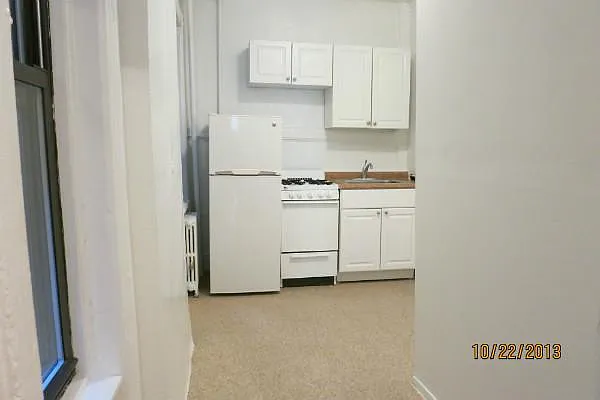 Rented by Manhattan Best Realty, Inc. | media 13