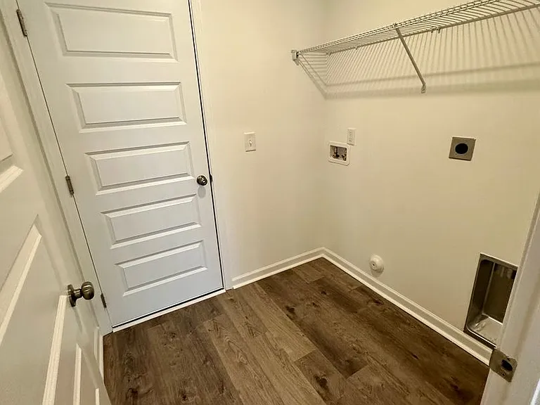 1060 Brookhaven Ln — Photo 10