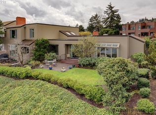 5944 SW Riverpoint Ln, Portland, OR 97239