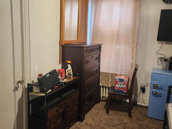 2nd image of 290 E 205th St Floor 2