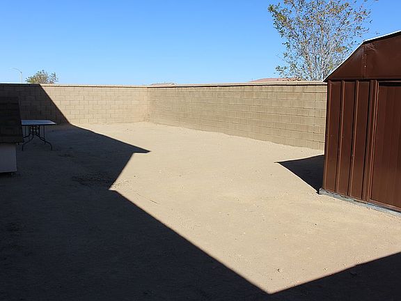 2nd image of 12986 Clovis Ct