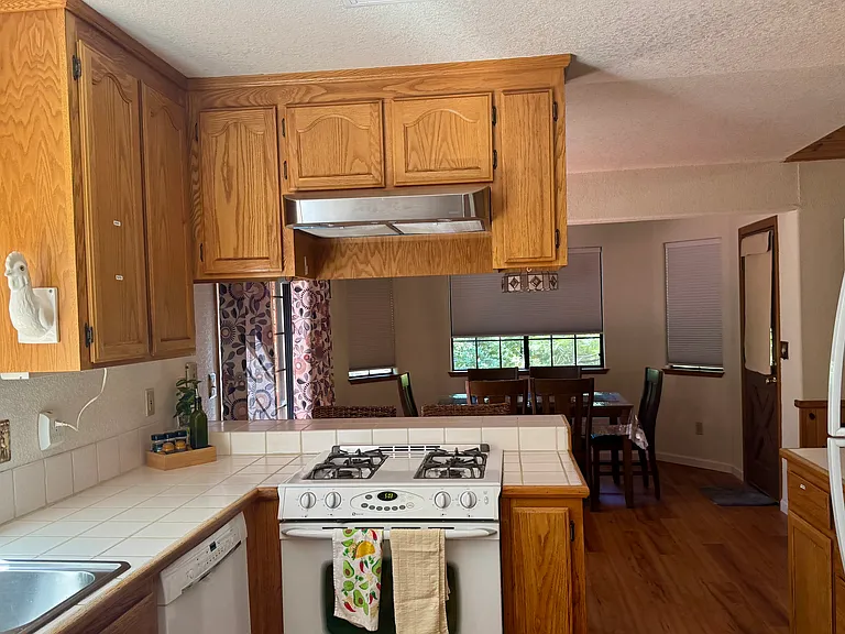 2093 Fairway Dr — Photo 5