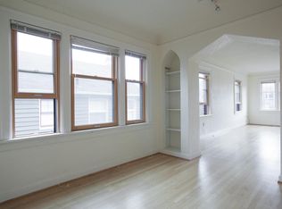 725 10th Ave E APT 3, Seattle, WA 98102
