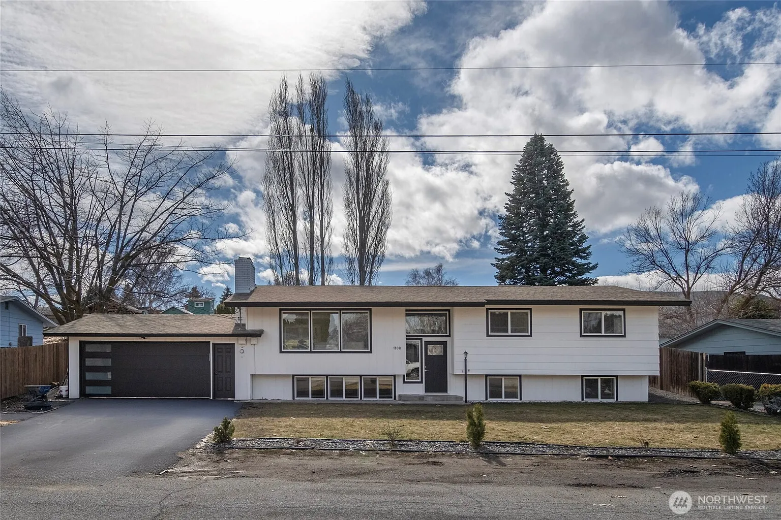 1108 2nd Street SE photo 1