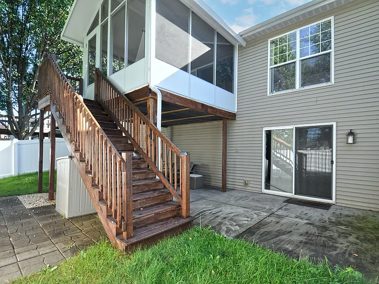 6021 Cottage Cir — Photo 38