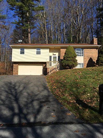 1st image of 110 Pineridge Dr