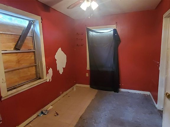 5th image of 1825 Dolly Wright St