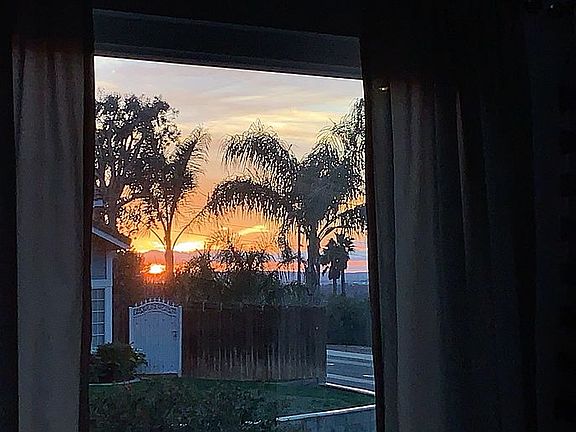 Open the curtains and enjoy 