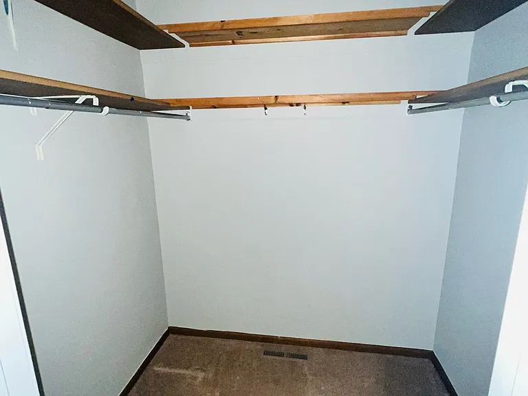 1619 Manor Hill Rd — Photo 13