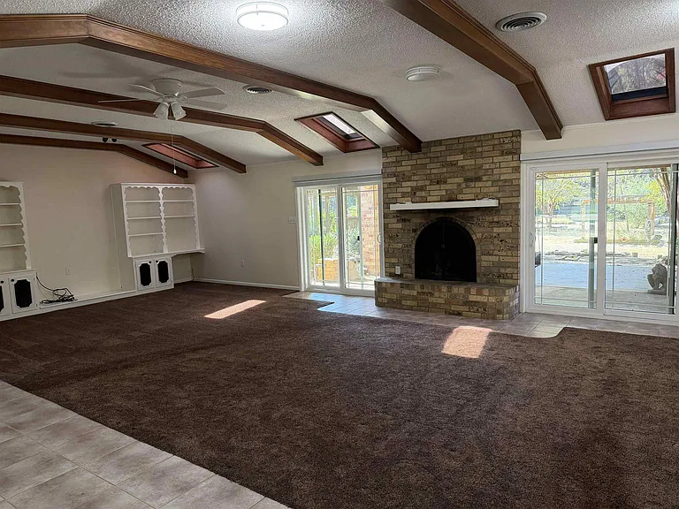 2320 Grangeway Rd — Photo 5