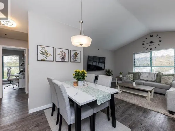 3200 Westwood St #16, Pt Coquitlam, BC V3C 6C7