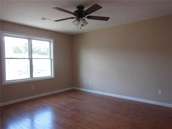 4th image of 51 Silver Cup Cir Unit 51