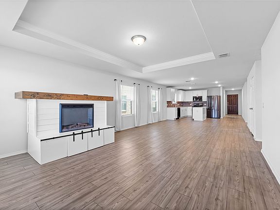 3rd image of 4432 Sagecroft Rd