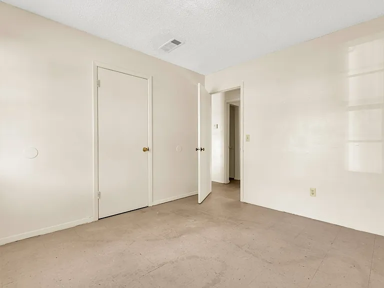 95 Cottrell St #8 — Photo 6