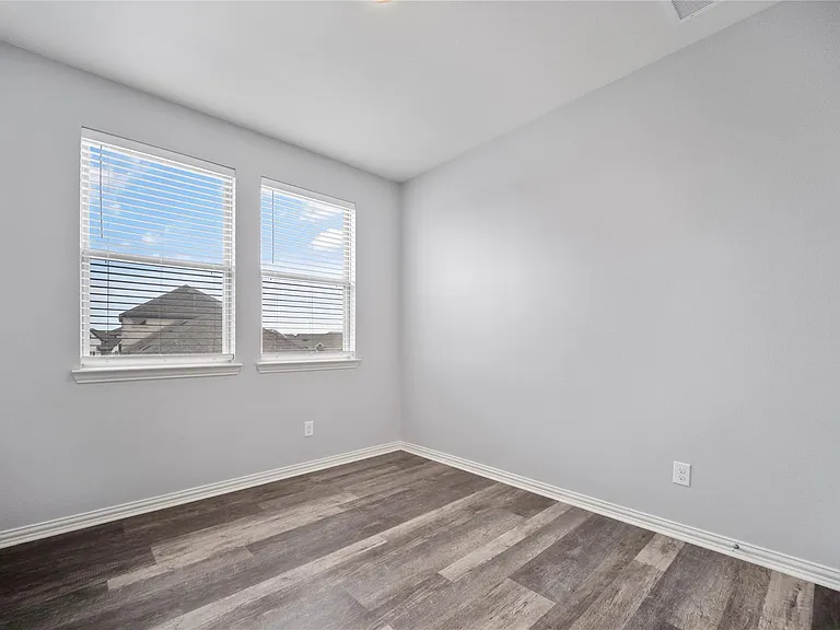 4701 Smokey Quartz Ln — Photo 16