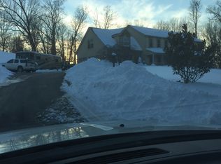 2484 Croll School Rd, York, PA 17403