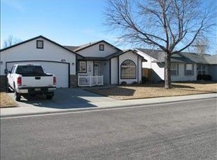 471 E Edgar Ct, Meridian, ID 83646