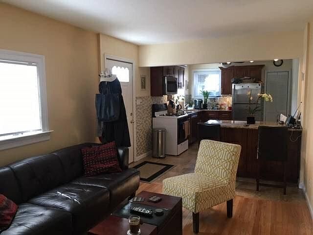 2nd image of 1225 Ellsworth Ave