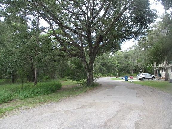 3rd image of 35236 REYNOLDS STREET