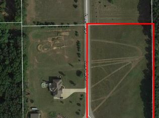 3245 Lone Oak Dr, Wayland, MI 49348
