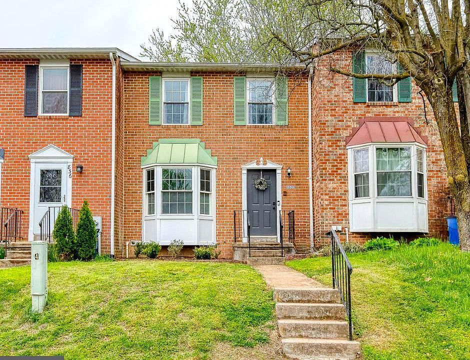 1st image of 834 Ellicott Dr